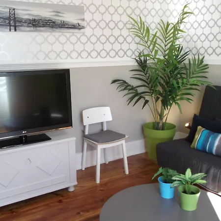 Appartamento Angola Floor - Lisbonbreaks